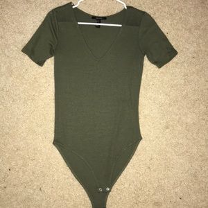 Short sleeved bodysuit